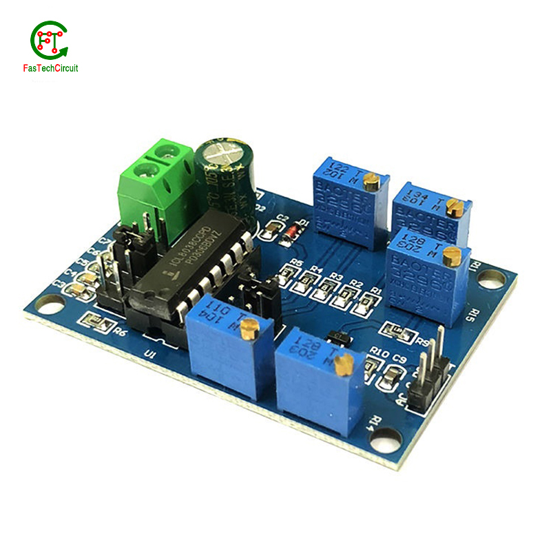 How are power and ground planes connected on a 5 button pcb board?